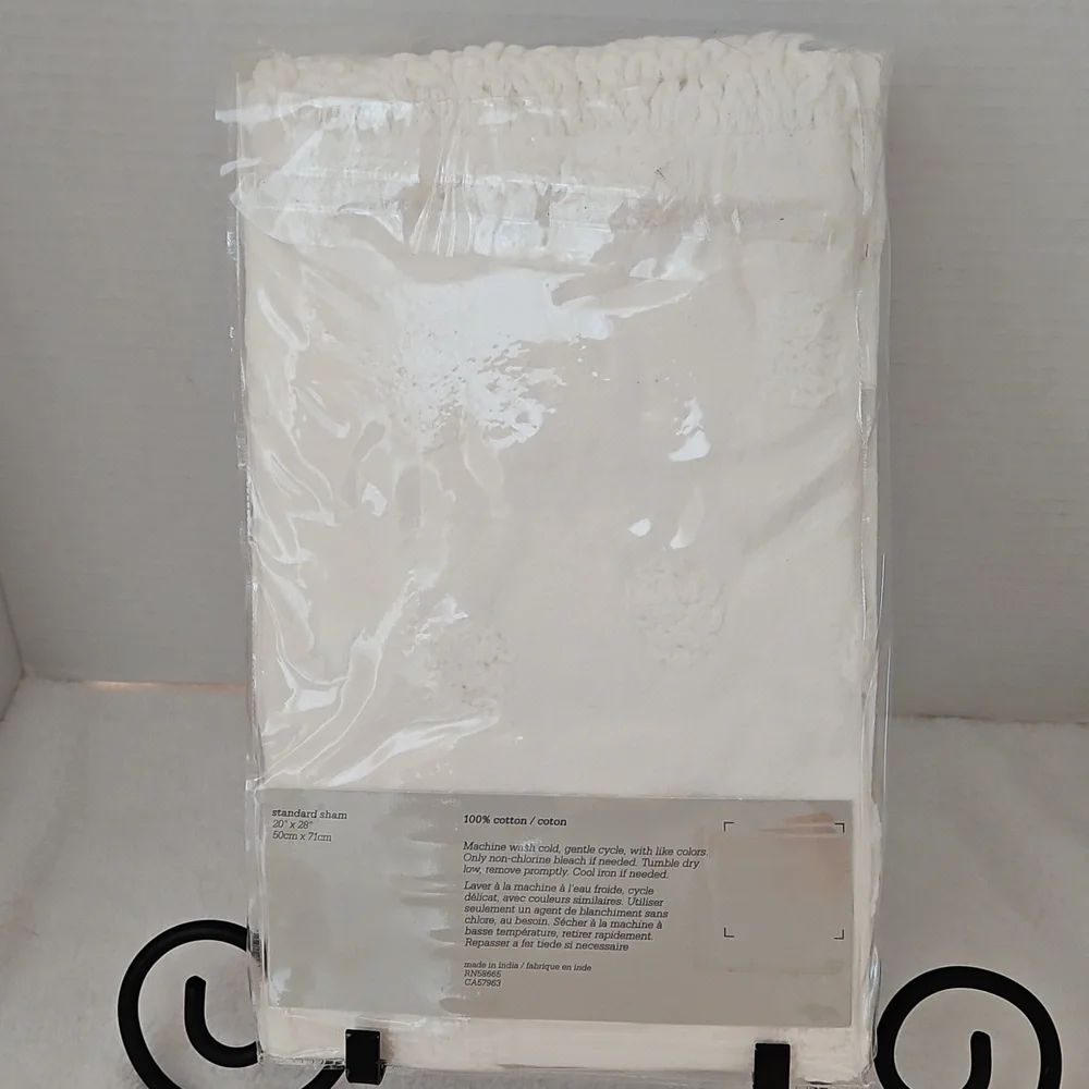 Nordstrom Rack NWT White Pom Pom Fringe Hem Cotton Standard Pillow Sham